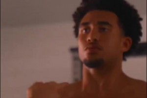 雷霆球员统一训练室？麦凯恩在SGA车库训练视频！